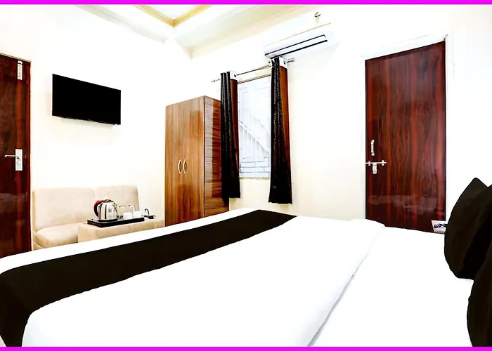 Chankaya Bnr Palace - Jagannath Temple - Sea - Swimming Pool- Restaurant - Lift And Parking Facilities - Fully Air Condition With Luxury Luxuary With Attached-balcony - A Rated Отель