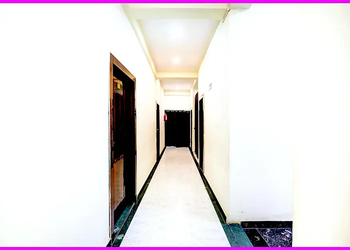 Chankaya Bnr Palace - Jagannath Temple - Sea - Swimming Pool- Restaurant - Lift And Parking Facilities - Fully Air Condition With Luxury Luxuary With Attached-balcony - A Rated Отель 5*